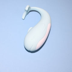 Whale-Remote-controlled egg dropping